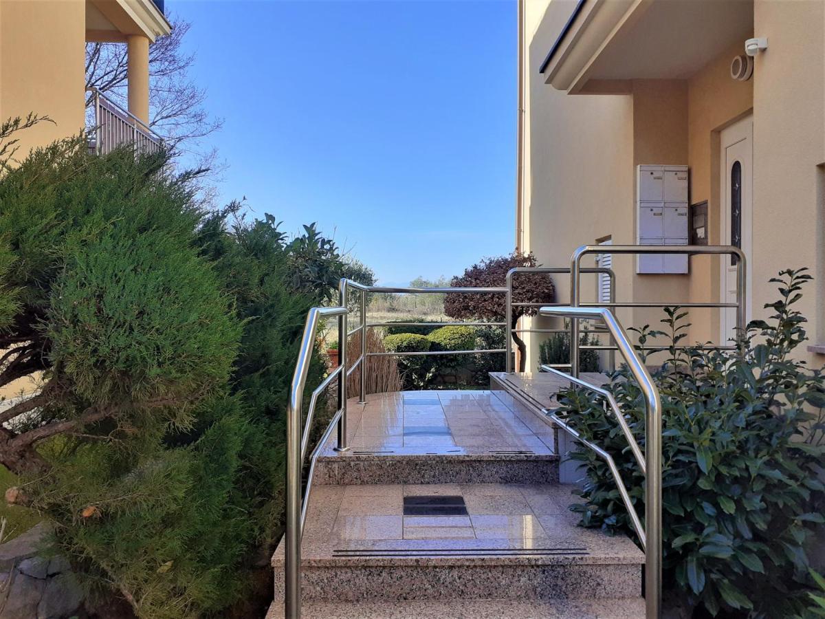 Apartment Camellia Vantacici Exterior foto